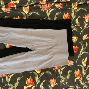 Gymshark leggings -> black and lilac 🏋🏻‍♀️